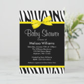 Zebra Yellow Printed Bow Baby Shower Einladungen (Stehend Vorderseite)