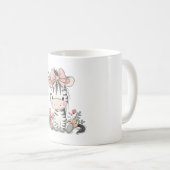Zebrakalb sitzend mit Band Kaffeetasse (VorderseiteRechts)