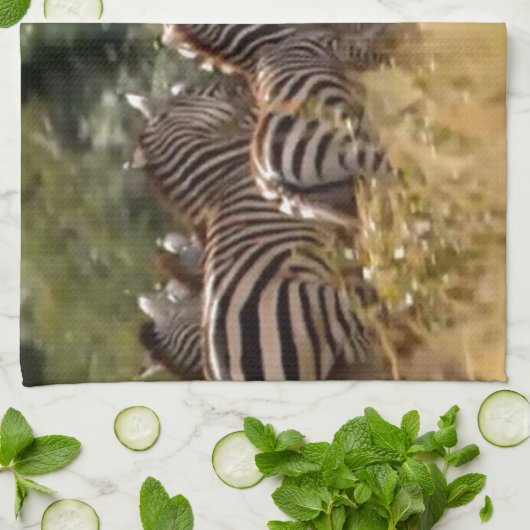 Zebras unterwegs: Eine Reise durch Tausende von Me Geschirrtuch (Gefaltet)