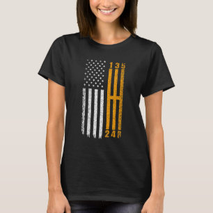 Zeckenverschiebung American Flag Muskel Car 6 Gear T-Shirt