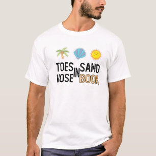Zehen in Sandnase in Buchstrandlesen T-Shirt