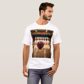 Zehnpins Bowling Strike. T-Shirt (Vorne ganz)