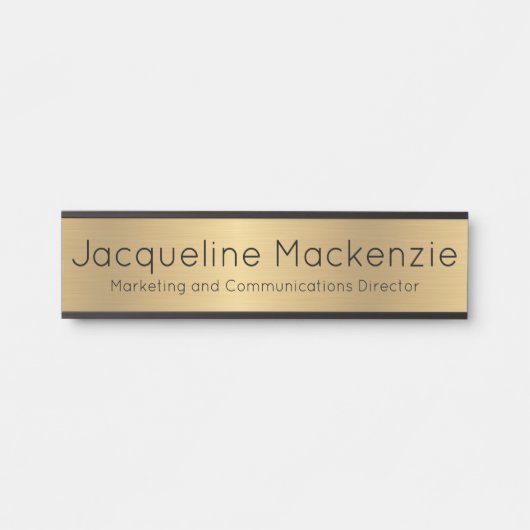 Zeichen der Führungskraft des Mitarbeiters an der Türschild (Vorderseite )