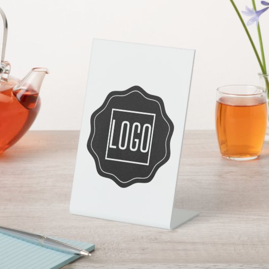 Zeichen für die individuell anpassbare Tablette - Sockelschild (In SItu)