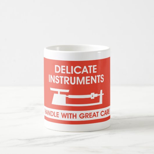 Zeichen für empfindliche Instrumente Kaffeetasse (Mittel)