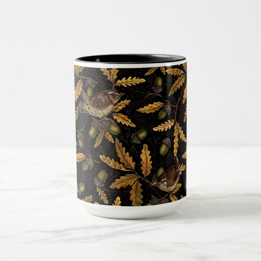 Zeichen und Eicheln auf schwarz Tasse (Zentrum)