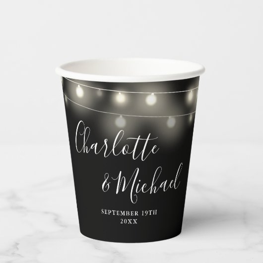 Zeichenketten-Signatur-Skript Schwarz-weiße Hochze Pappbecher (Vorderseite)