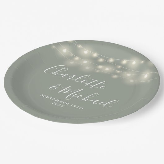 Zeichenketten Signature Script Sage Green Wedding Pappteller (Schrägansicht)
