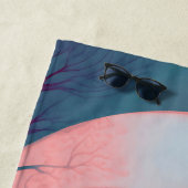 Zeichn eines Raben auf graublauem Hintergrund Strandtuch (Beispiel)