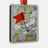 Zeichnen Sie das Button auf, das in Berlin, Silbernes Ornament (Rechts)