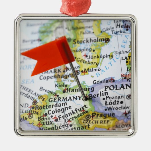 Zeichnen Sie das Button auf, das in Berlin, Silbernes Ornament (Vorne)