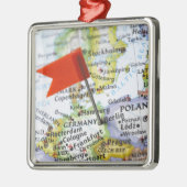 Zeichnen Sie das Button auf, das in Berlin, Silbernes Ornament (Links)