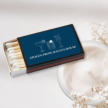 Zeichnend Cocktails auf der Marine