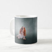Zeichnend lustiger Basset-Hund Kaffeetasse (Vorderseite Links)