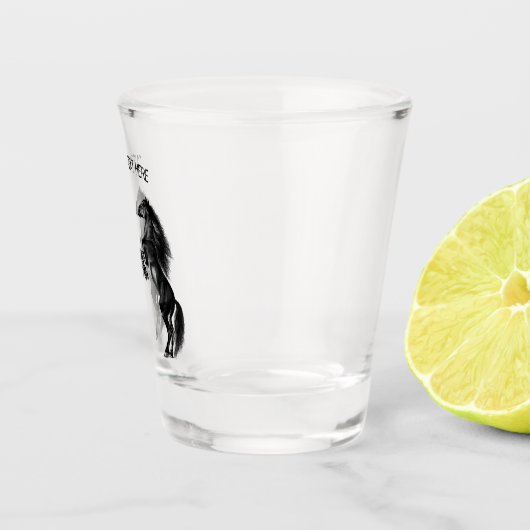 Zeichnend Schwarze Wildpferde - Text hinzufügen Schnapsglas (Rechts)