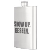 Zeigen Sie auf. Seien Sie gesehen. Flachmann (Links)