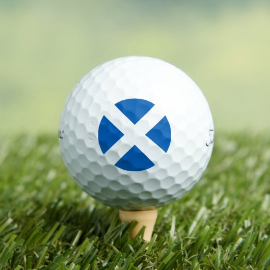 Zeigen Sie Ihre Farben – Schottland Golfball (Insitu T-Shirt)