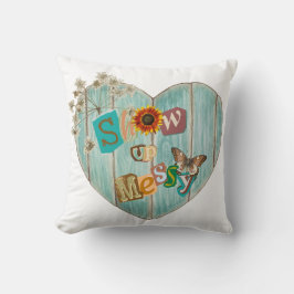 Zeigen Sie Messy Heart Boho Throw Kissen auf