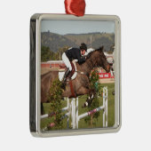 Zeigen Sie springendes Pferd und Reiter Silbernes Ornament (Rechts)