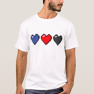 Zeile mit drei Pixel-Herz-Flag-Polyamory-Flag T-Shirt