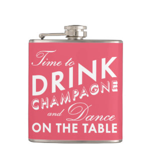 Zeit, Champagner-Korallenflasche zu trinken Flachmann