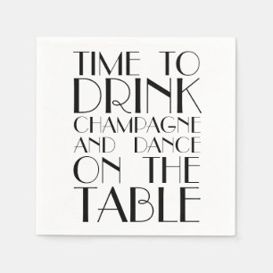 Zeit, Champagner und Tanz am Tisch zu trinken Serviette