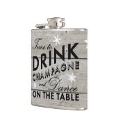 Zeit, Champagner zu trinken Rustikale Urlaubsmaske Flachmann (Links)