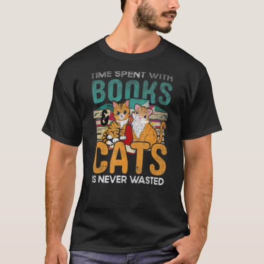 Zeit, die mit Büchern und Katzen verbraucht wird, T-Shirt (Vorderseite)