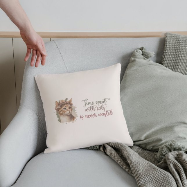 Zeit, die mit Katzen verbracht wird, Niedliches Ca Kissen (Von Creator hochgeladen)