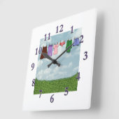 Zeit, die Wäscherei zu tun Quadratische Wanduhr (Winkel)