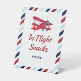Zeit fliegt Flugzeug Geburtstag in Flugsnacks Sockelschild