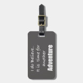 Zeit für Abenteuer Gepäckanhänger (Vorderseite vertikal)