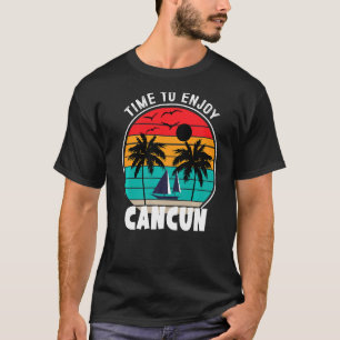 Zeit für den Vacay-Modus, um Cancun Retro zu genie T-Shirt