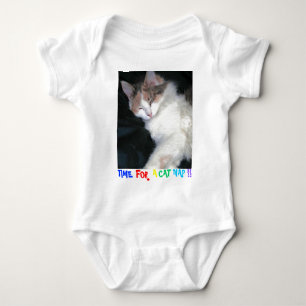 ZEIT FÜR EIN CAT-NICKERCHEN!! BABY STRAMPLER