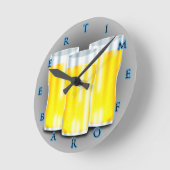 Zeit für eine Uhr der Bier Dark Edition (Winkel)