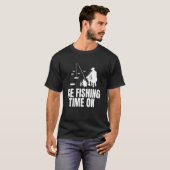 Zeit fürs Eisfischen Ein T-Shirt (Vorne ganz)
