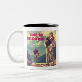 Zeit, ihm das Fahrrad zu nehmen Zweifarbige Tasse (Links)