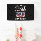 Zeit, um die Star Spangled Hammered Ber USA Flag Banner (Insitu)