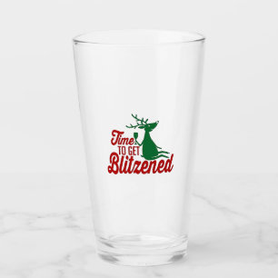 Zeit, um Weihnachtsren Blitzened zu bekommen Glas