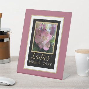 Zeit zum Spaß! Ladys Night Out Tabletop Sockelschild