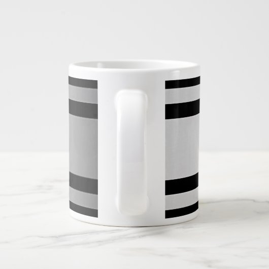 Zeitgemäße Imitate Silver Ombre Stripes & Black Jumbo-Tasse (Rückseite)