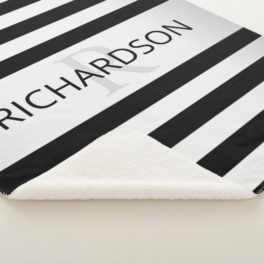 Zeitgemäße Imitate Silver Ombre Stripes & Black Sherpadecke (3/4)