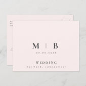 Zeitgenössische einfache Sleek Monogram Blush Wedd Einladungspostkarte (Vorne/Hinten)