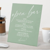 Zeitgenössische Handschrift Sage Green Open Bar Me Sockelschild (In Situ)