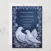 Zeitgenössische Hochzeit moderner weißer Tauben Einladung (Vorderseite)