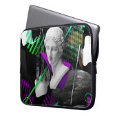 Zeitgenössische Kunstcollage mit Gipskopfstatur Laptopschutzhülle (Vorderseite Links)