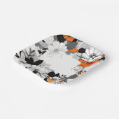 Zeitgenössische monochrome Blume Hochzeit Pappteller (Gewinkelt)