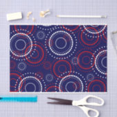 Zeitgenössische rote weiße Feuerwerke auf Blue Seidenpapier (Handwerk)