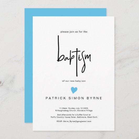 Zeitgenössische Taufe Tiny Blue Heart Baby Boy Einladung (Vorne/Hinten)