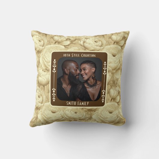 Zeitgenössische True Love Wedding Throw Kissen (Rückseite)